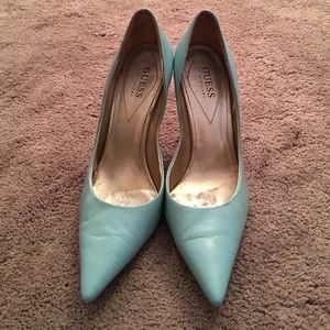 Light teal guess heels