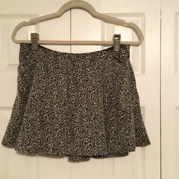 Urban outfitters mini skirt!! Never been worn!