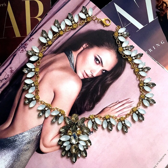 Jewelry - Statement Necklace