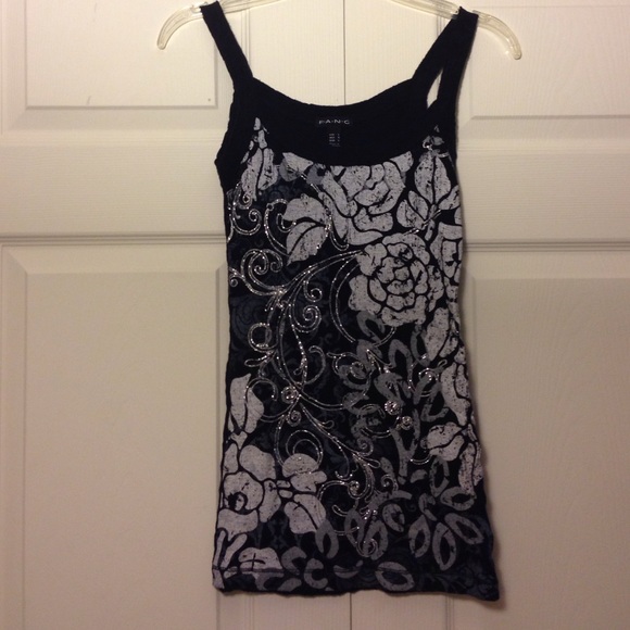 BRAND 🆕 Listing - Black Glittery Tank