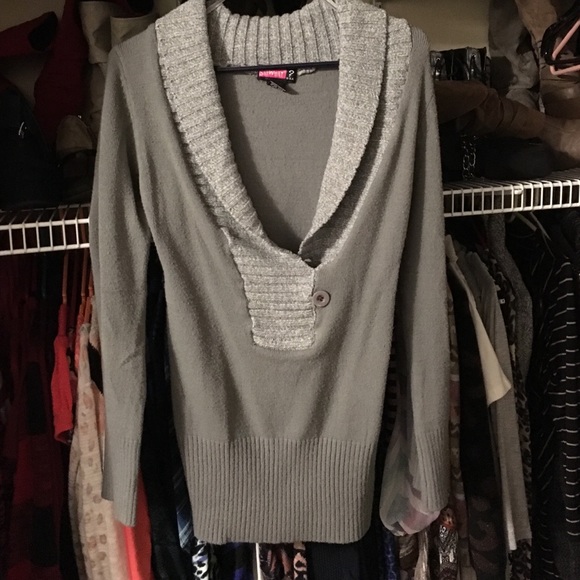 Grey sweater