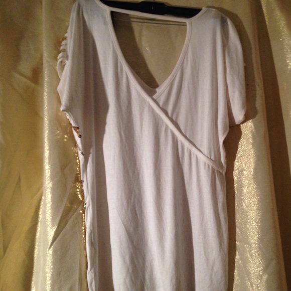 Sparkled v neck top ✨ - Picture 2 of 3