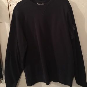 Under Armour sweatshirt