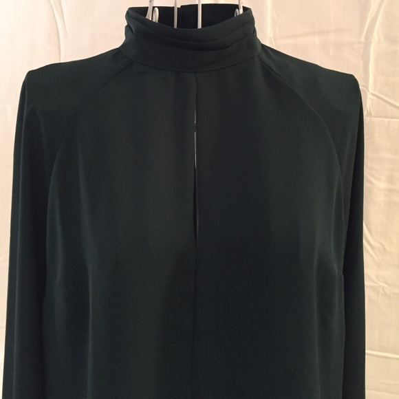 High-neck Top - Picture 3 of 4