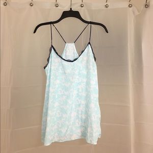 NY&CO Floral Top with Lace Detail 💙