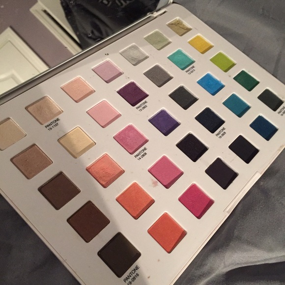 Sephora Pantone Universe Palette - Picture 2 of 4