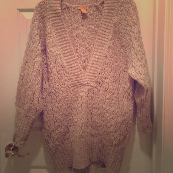 Oversized v neck