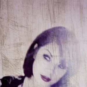 Meet your Posher, Gloria