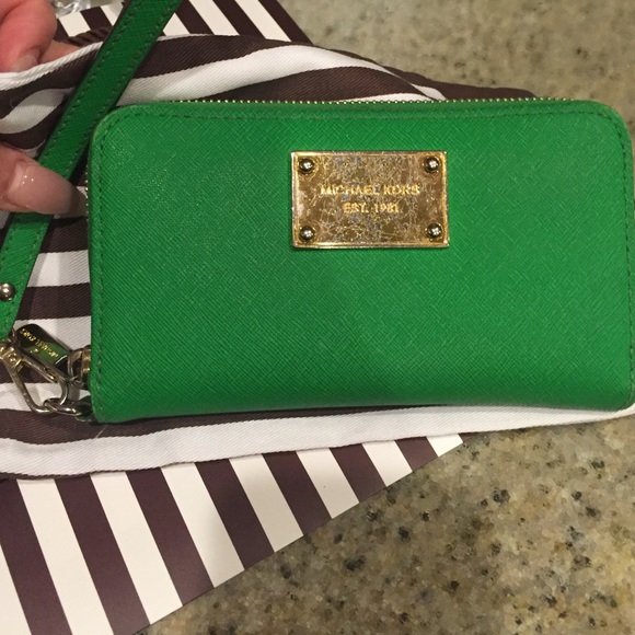 Michael Kors Accessories - Micheal Kors green I phone wallet wristlet