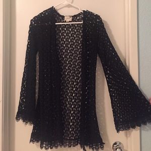 Black crochet knit bell sleeved cardigan