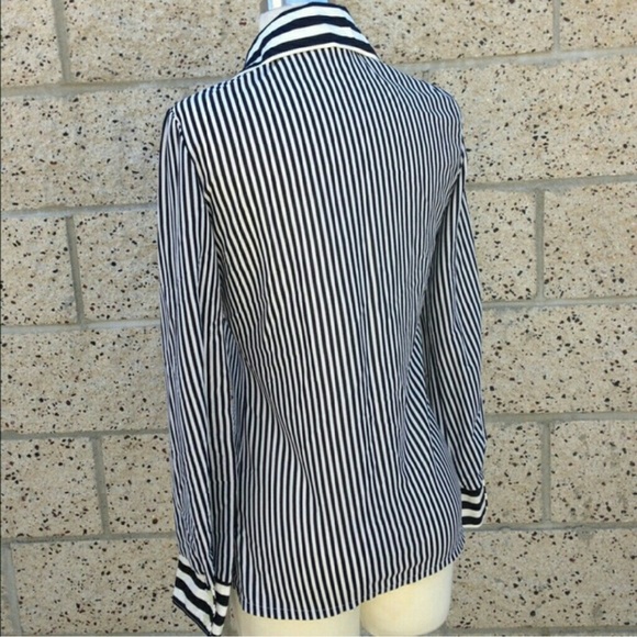 Vintage Black and white button up blouse - Picture 3 of 4