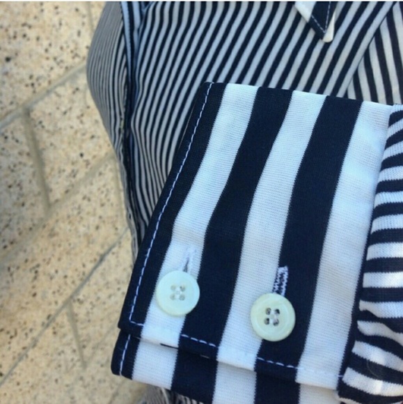 Vintage Black and white button up blouse - Picture 4 of 4