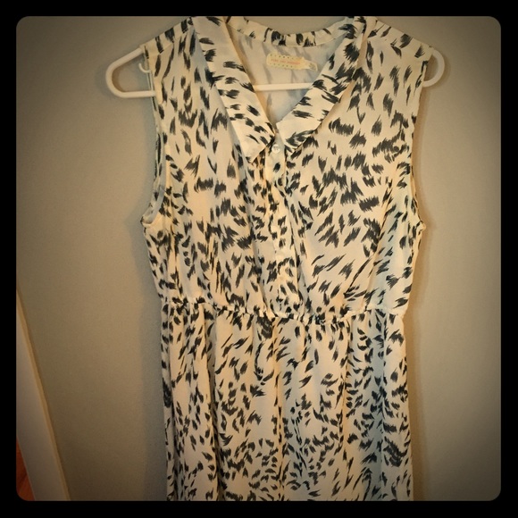 Black and white cheeta print dress