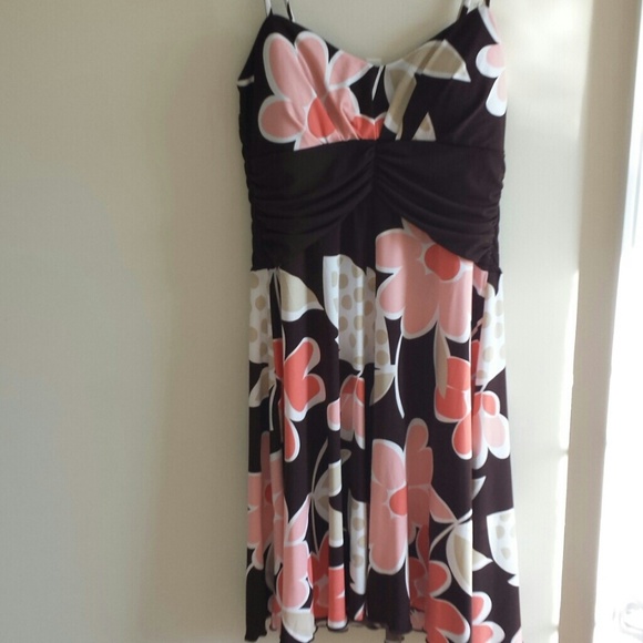 Brown Floral Dress - Picture 2 of 3