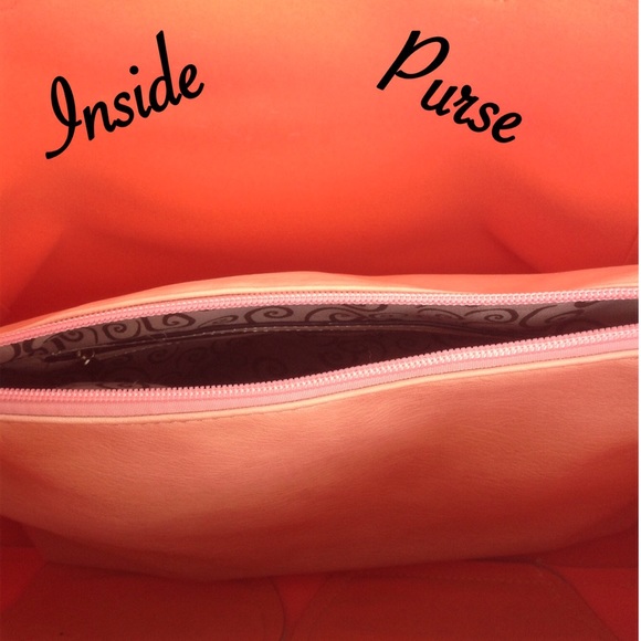 Peek A Boo Purse - Picture 3 of 4