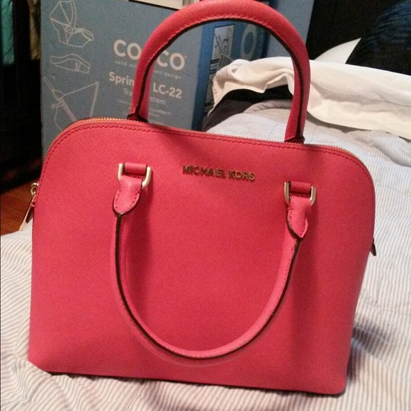 ❌ SOLD❌Michael Kors Cindy Watermelon Satchel💕