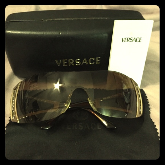 Versace Sunglasses MOD 2058-B