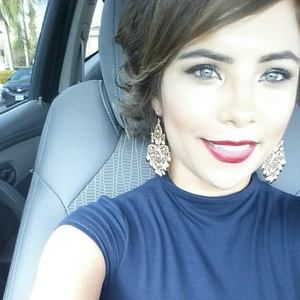 Meet your Posher, Lily