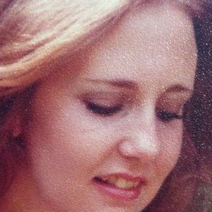 Meet your Posher, Laurie