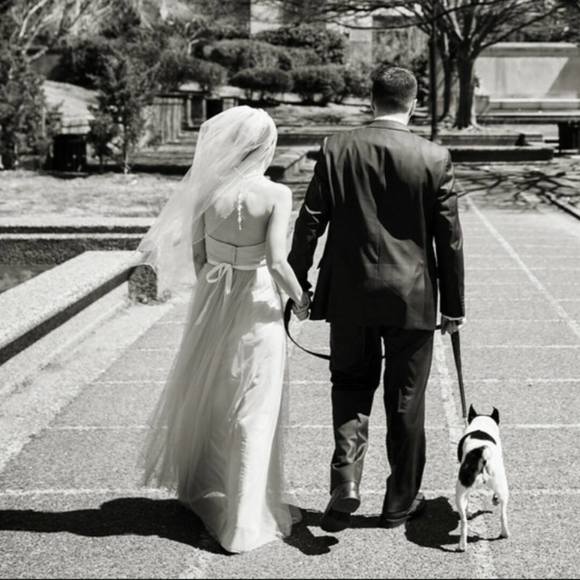 Meet your Posher, Danielle - Picture 1 of 1