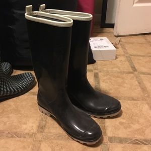 Black Rain boots