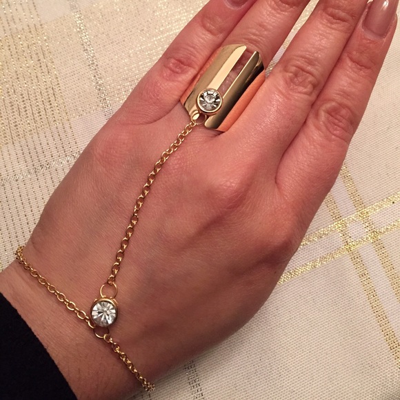 Sexy fashion gold rhinestone ring-bracelet combo - Picture 3 of 3