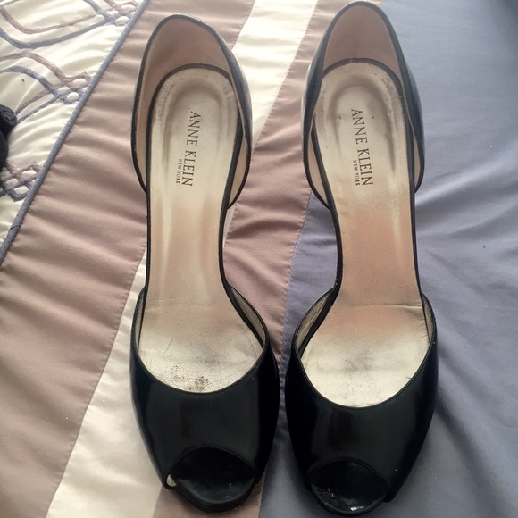 Anne Klein Black Peep Toe Heels size 7.5
