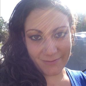 Meet your Posher, Jillian