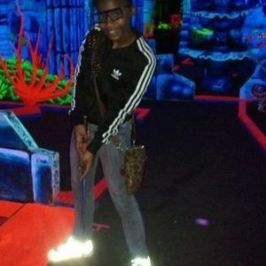 Meet your Posher, Lapria