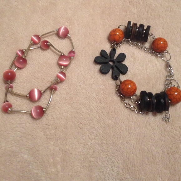 Great bracelets - Picture 2 of 3