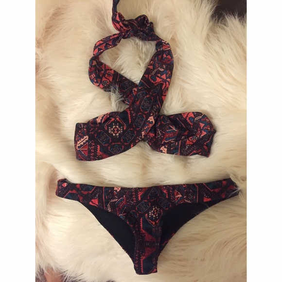 Beach Riot Jini Bikini Set in Delphi