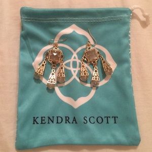 Gold Kendra Scott earrings