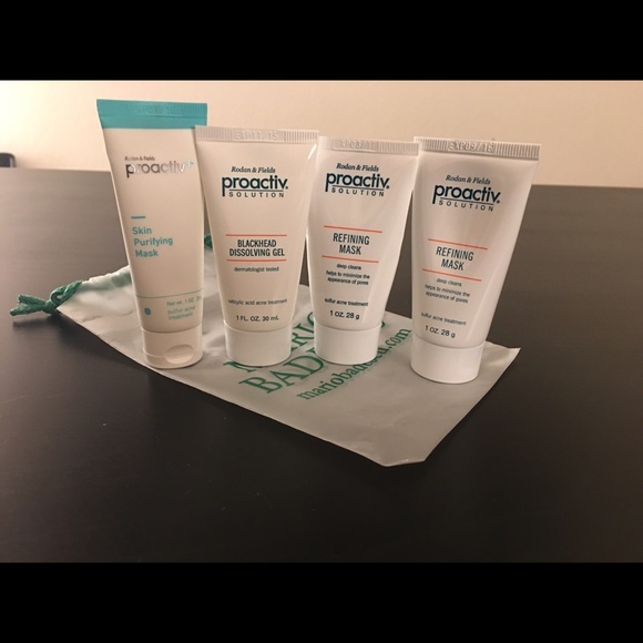 Proactiv Blackhead Dissolving Gel