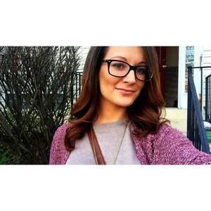 Meet your Posher, Caitlin