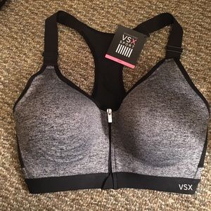 Victoria's Secret VSX Incredible Sports Bra! 32DD