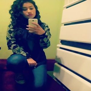 Meet your Posher, Janett