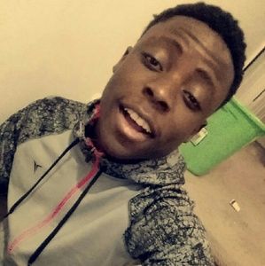 Meet your Posher, Derrick