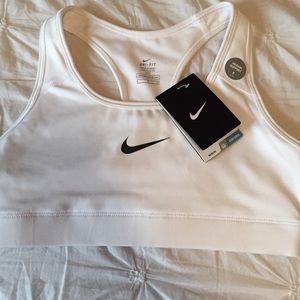 (New) Nike White Sports Bra!