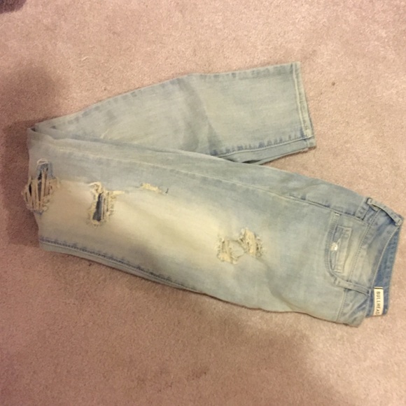 Skinny ripped jeans