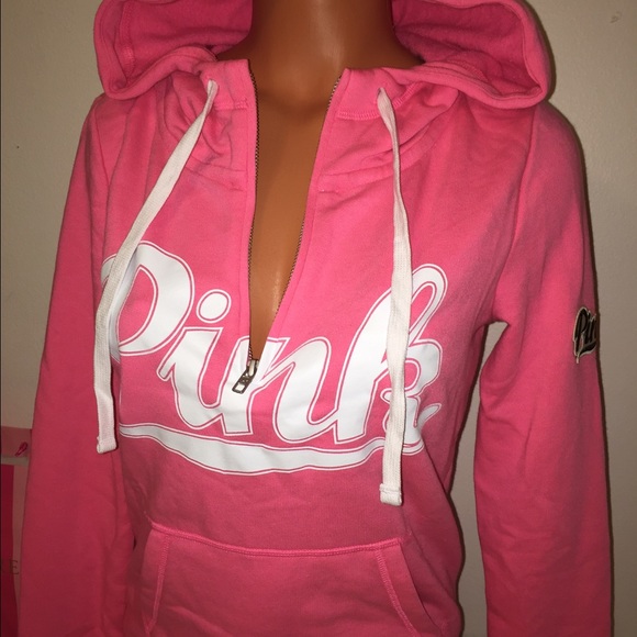 🚫SOLD🚫NEW PINK VS LOGO HALF ZIP HOODED - Picture 2 of 4