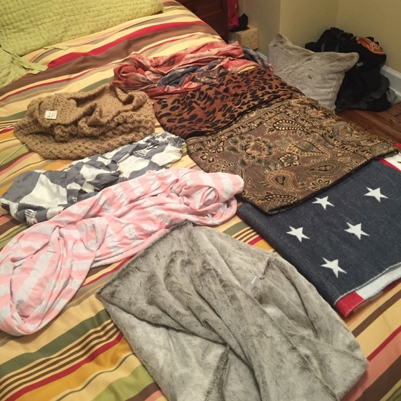 SCARF LOT--Nordstrom, Boutique, Brandy Melville