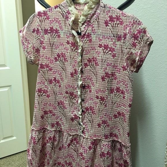 Bottom down blouse cream with pink ( flowers)