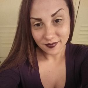 Meet your Posher, Emerald