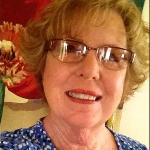 Meet your Posher, Marci