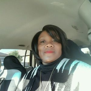 Meet your Posher, Jeanette