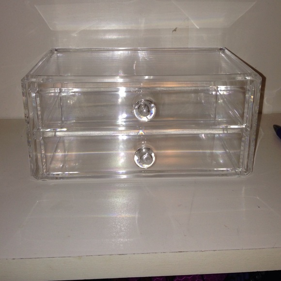 NWOT Acrylic Makeup Organizer 💄