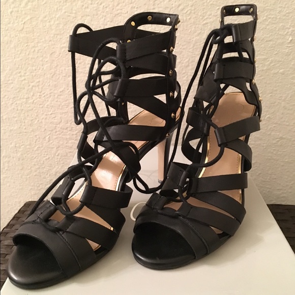 Black Jessica Simpson Shoes - Picture 2 of 4