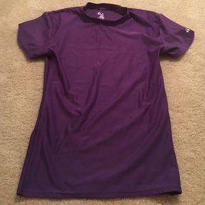 Under Armour type shirt