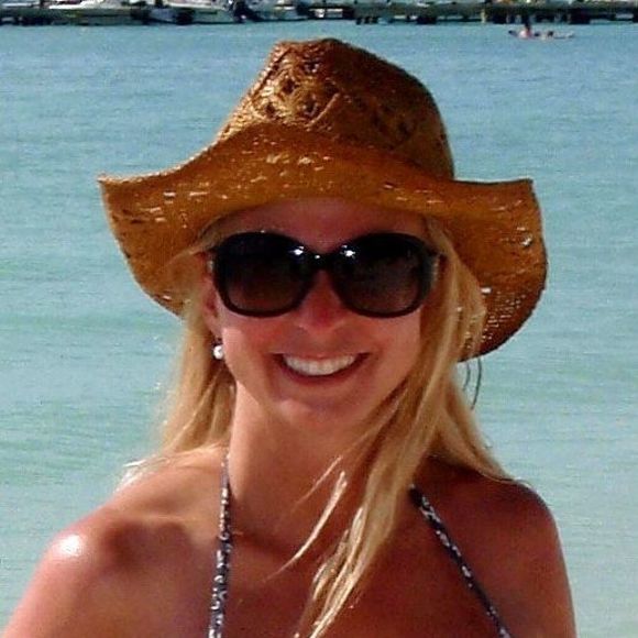 Meet your Posher, Colleen - Picture 1 of 1