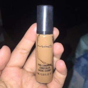 MAC pro longwear concealer